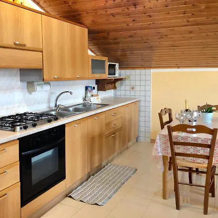 Tiziana Giardini-Naxos